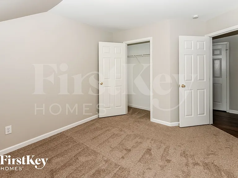 5611 Branthurst Dr — Photo 14