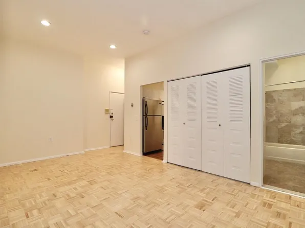 168 Coles Street image 3 of 12