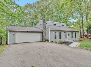 105 Bent Tree Rd, Moneta, VA 24121