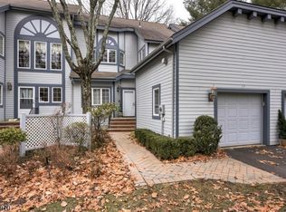 24 Easedale Rd, Wayne, NJ 07470