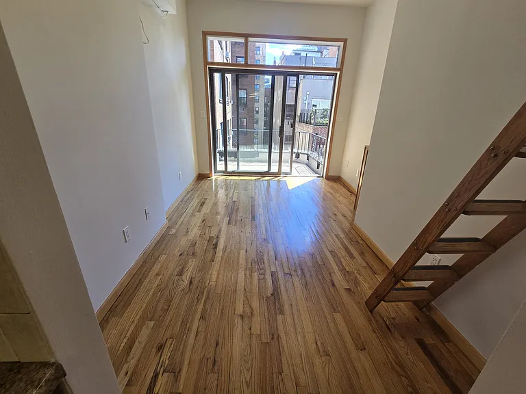 304 W 76th St #4D — Photo 3