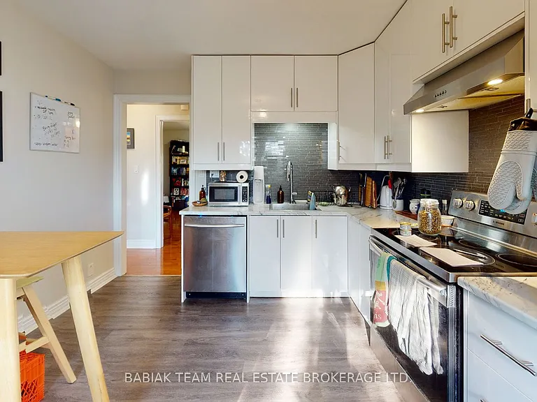 442 Gladstone Ave #2 — Photo 10