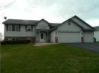 13895 Bluewing Dr, Rogers, MN 55374