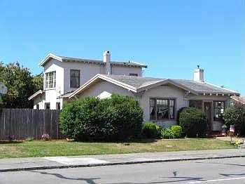 1702 Eureka St photo 1