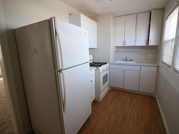2nd image of 33047 Alamo Ct