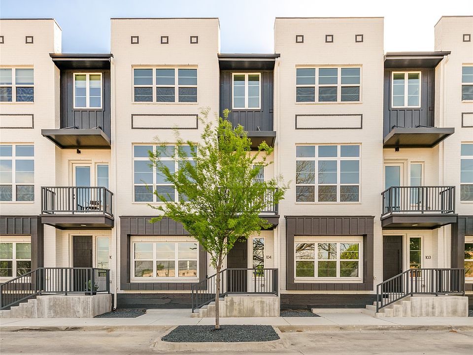 1st image of 13325 Bee St #103