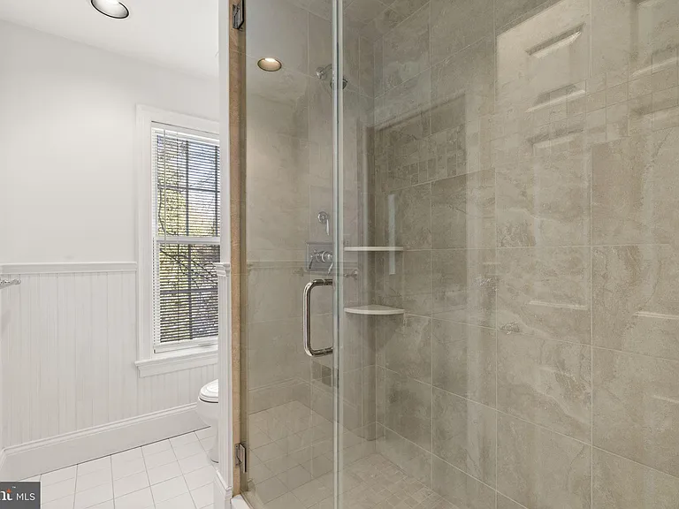 841 Mount Moro Rd — Photo 43