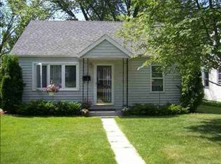1006 W Arlington St, Marshfield, WI 54449
