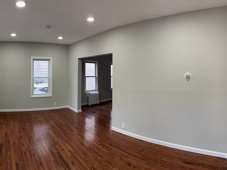 443 Centre St — Photo 4