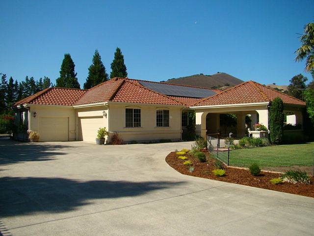 1st image of 16455 Oak Glen Ave
