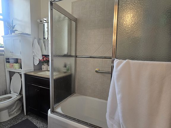 4th image of 504 W 110th St #12I