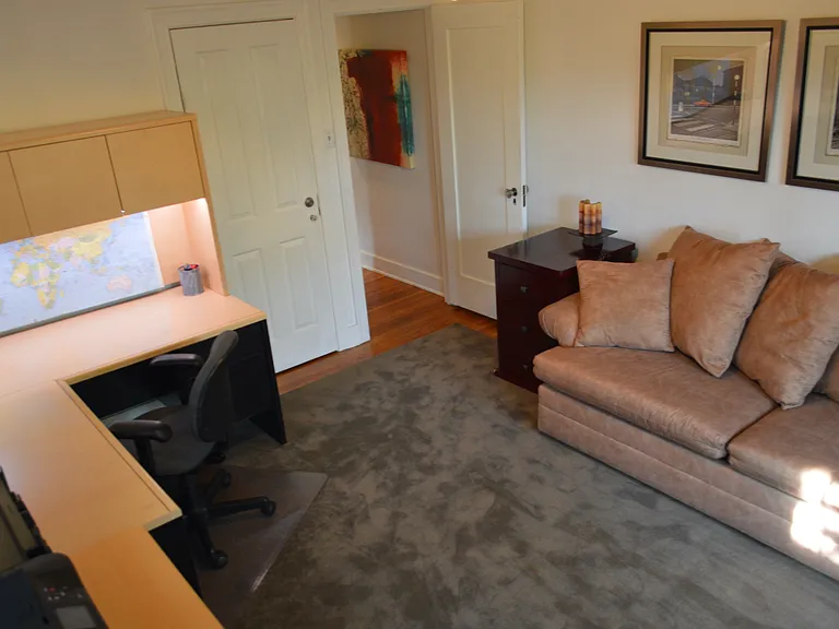 1203 S Rimpau Blvd — Photo 83