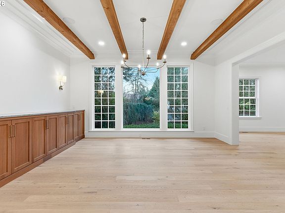 3rd image of 1415 SW Military Rd