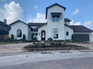 19219 W Austin Bayou Ct, Cypress, TX 77433