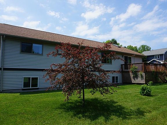 3rd image of 372 N 18th Ave
