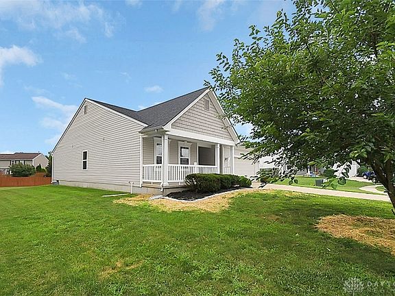 4th image of 2405 Louisiana Dr