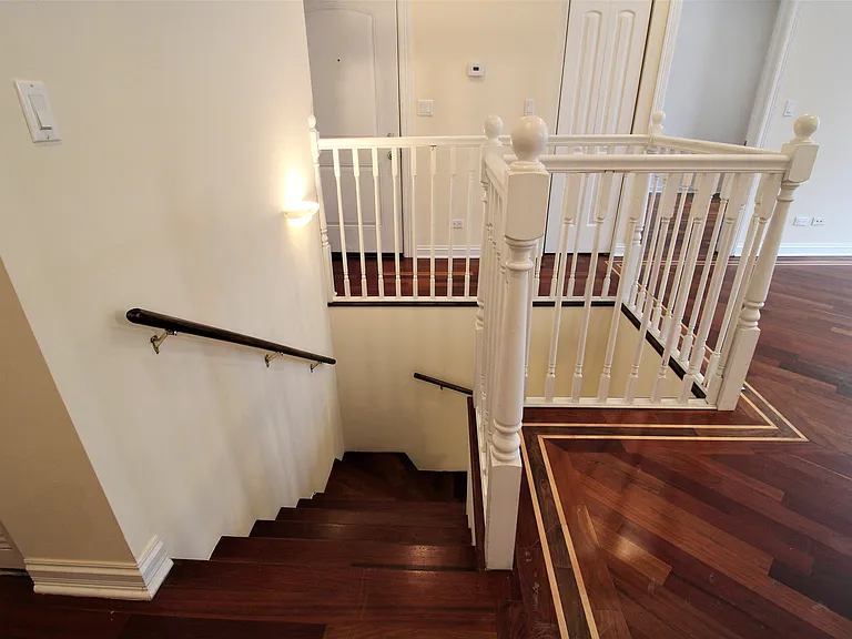 4321-23 N Tripp Ave — Photo 10