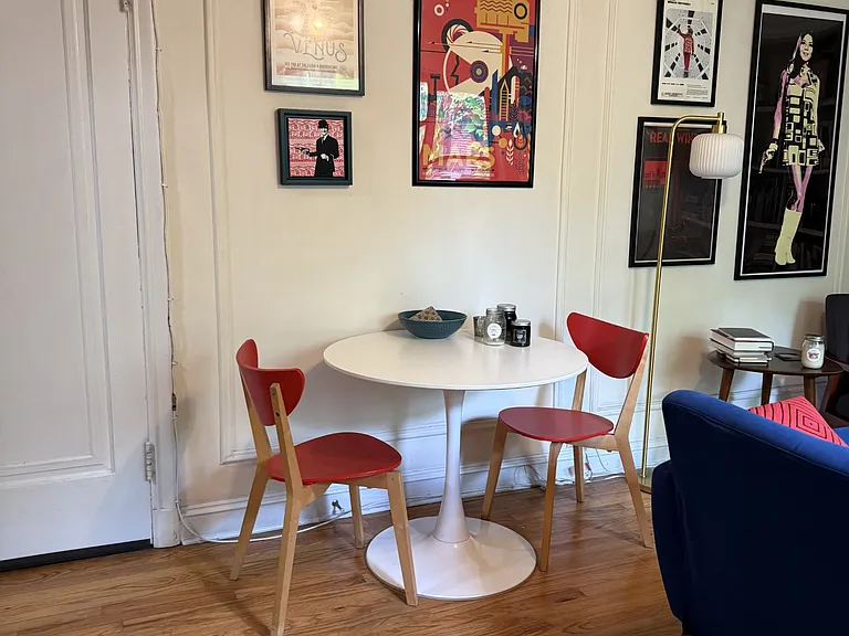 2351 W Wilson Ave #205 — Photo 4