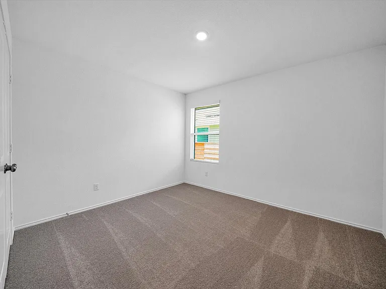 145 Crawford — Photo 30