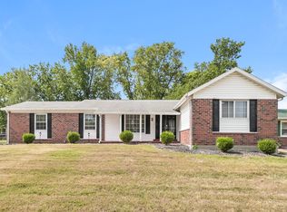 3385 Brunswick Dr, Florissant, MO