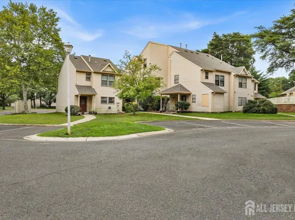 504 Geranium Ct, Jackson, NJ 08527