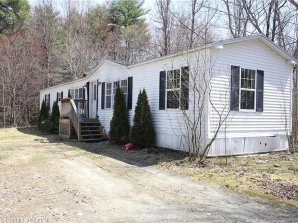 222 Back St, Monmouth, ME 04259