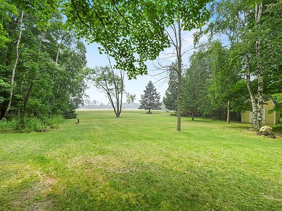 2nd image of 6610 Lost Lake Rd
