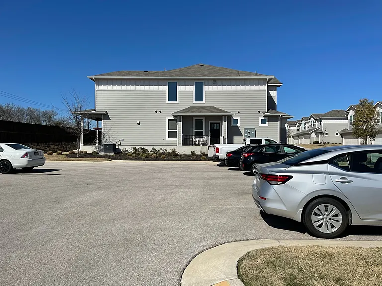 11308 Gadsen Ln — Photo 27