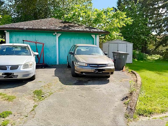 3rd image of 13688 113th Ave