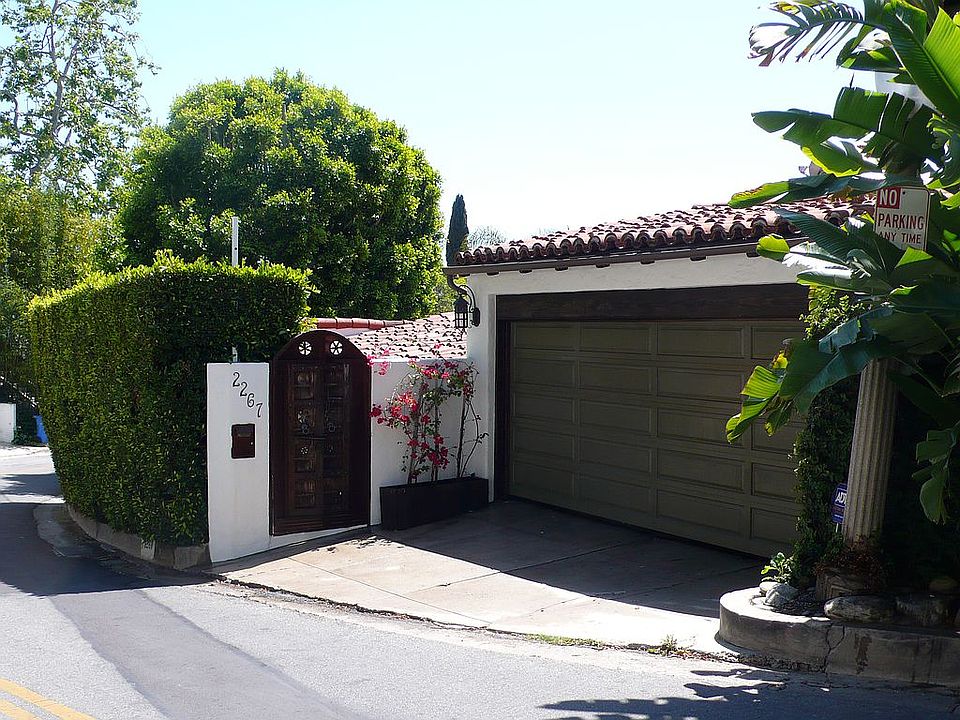 1st image of 2267 El Contento Dr
