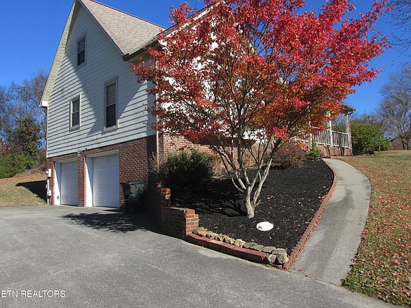 4th image of 3045 Shadow Brook Dr