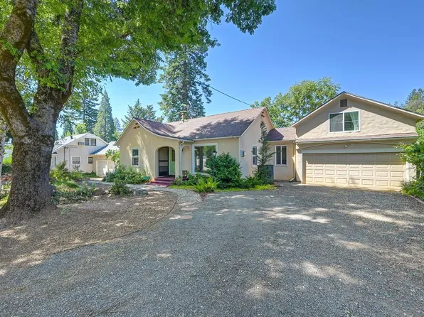 10524 Alta St, Grass Valley, CA 95945