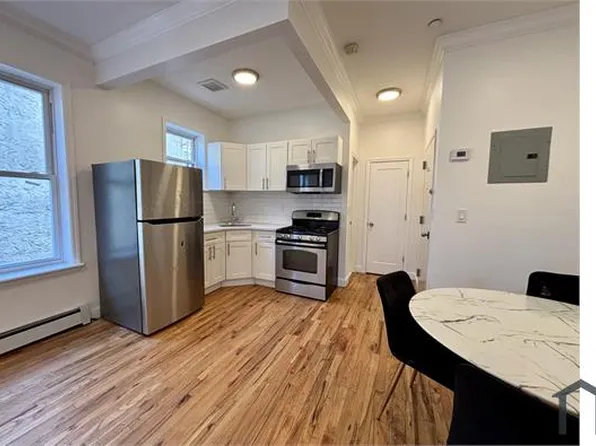 3367 Fenton Ave #3, Bronx, NY 10469