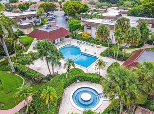 9392 SW 77th Ave APT E4, Miami, FL 33156