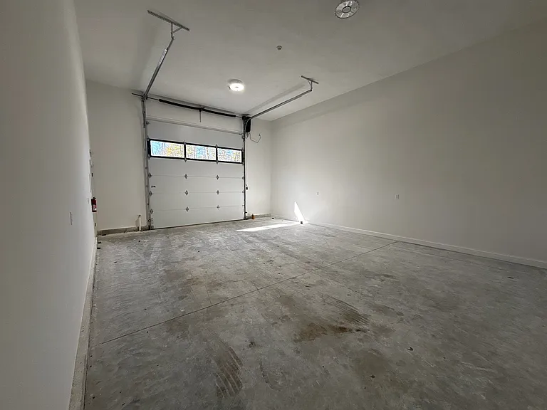 3 Enterprise Ct #B — Photo 16