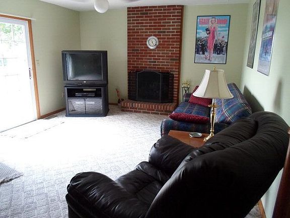 2nd image of 159 Barnhart Dr