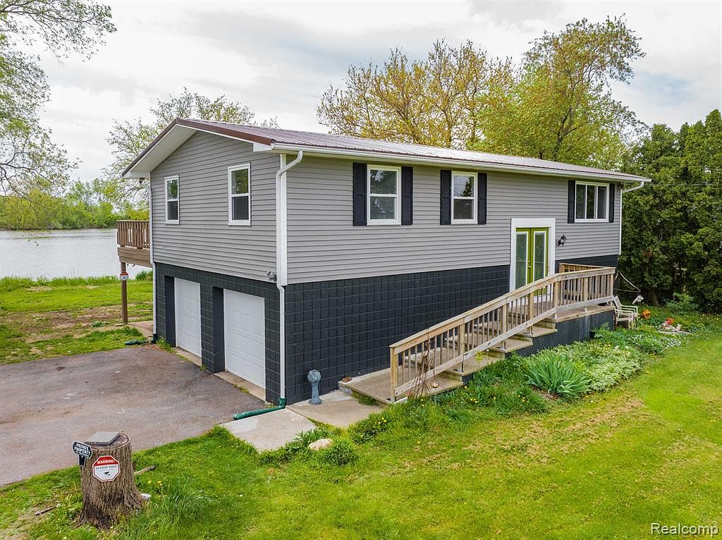 1955 Lotus Dr, Erie, MI 48133 Zillow