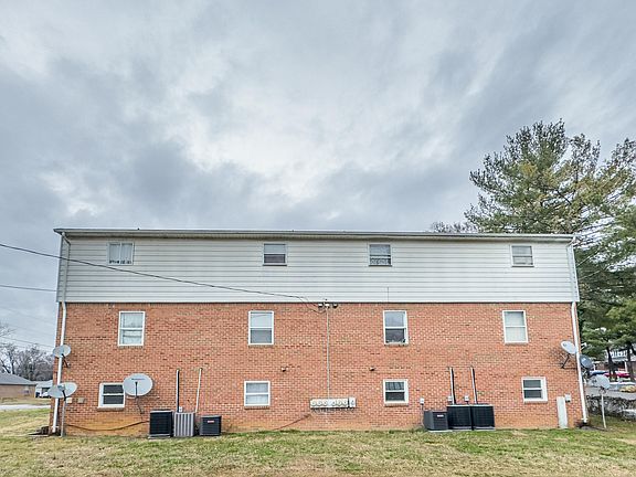 4th image of 117 Avendale Ave NE
