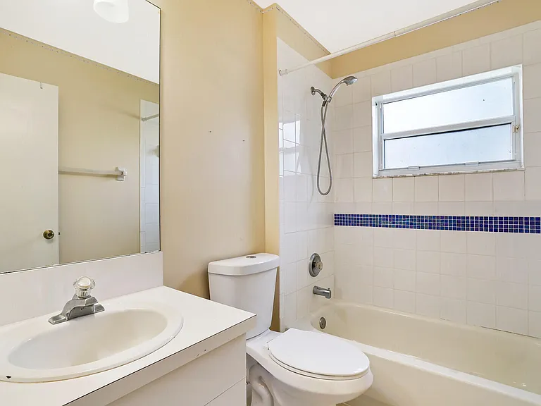 10567 Paso Fino Dr — Photo 22
