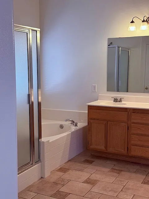 4 bed, 1776 sqft, $4,200 — Photo 4