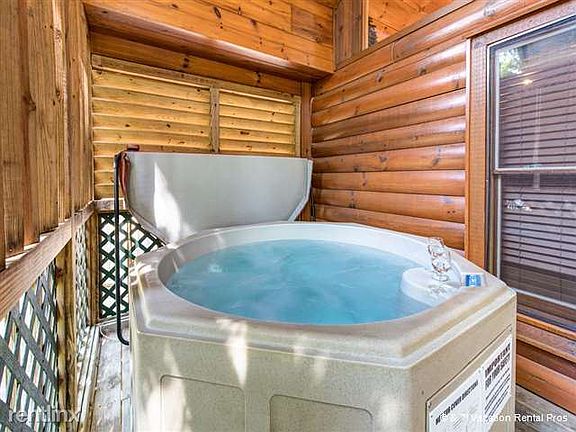 The Best Way to Relax is the Outdoor Hot Tub