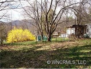 3rd image of 2291 Smokey Park Hwy