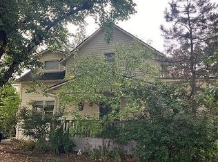 1609 Jackson Rd, Ashland, OR 97520