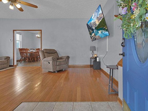 3rd image of 29089 Enterprise Iles Rd