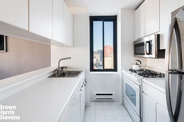 Sold by Brown Harris Stevens | media 4