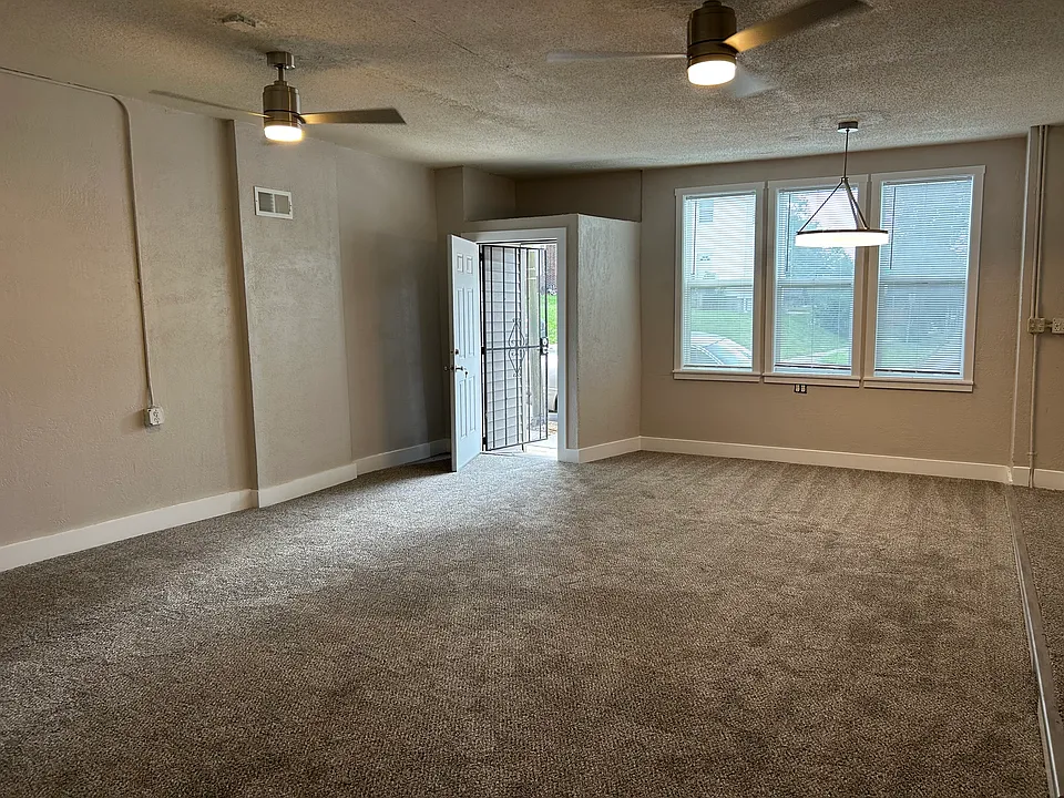 4038 Hamilton St #1