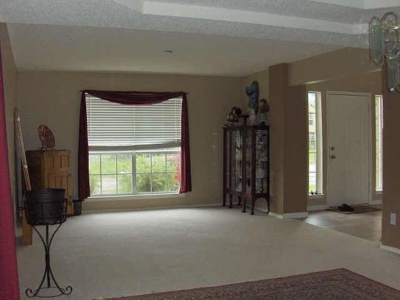 4th image of 150 Blanchard Dr