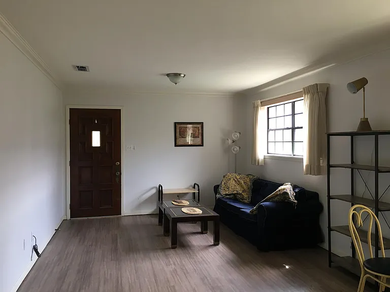 17 Ebony Ave #A — Photo 2