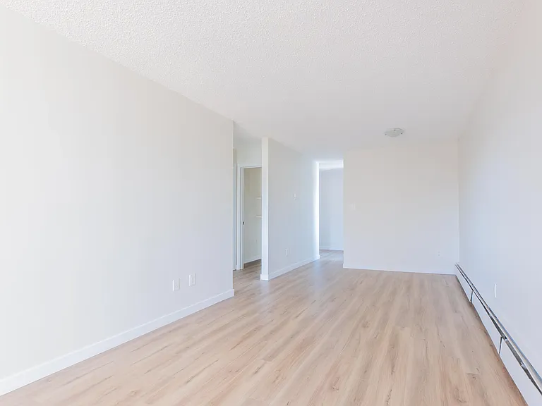 11820 88th St NW — Photo 9