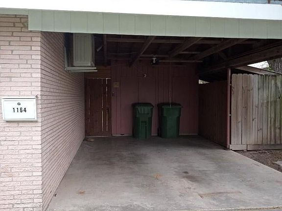 2nd image of 1164 Parkwood Pl #3